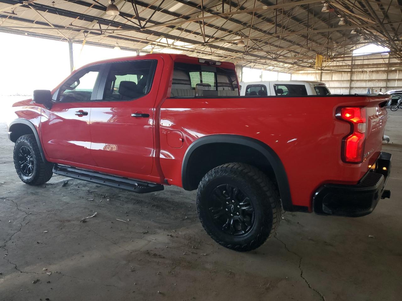 2022 CHEVROLET SILVERADO K1500 ZR2 VIN:3GCUDHEL0NG660890