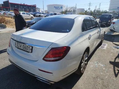 2017 Mercedes-Benz E 220 WDDZF0EB0HA037691 VIN:WDDZF0EB0HA037691