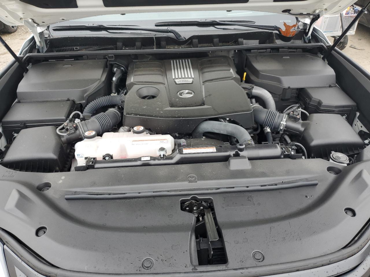 2024 LEXUS LX 600 BASE VIN:JTJAB7CX6R4051229