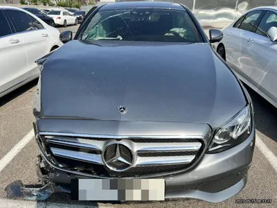 2019 Mercedes-Benz E 300 WDDZF4KB8KA576708 VIN:WDDZF4KB8KA576708