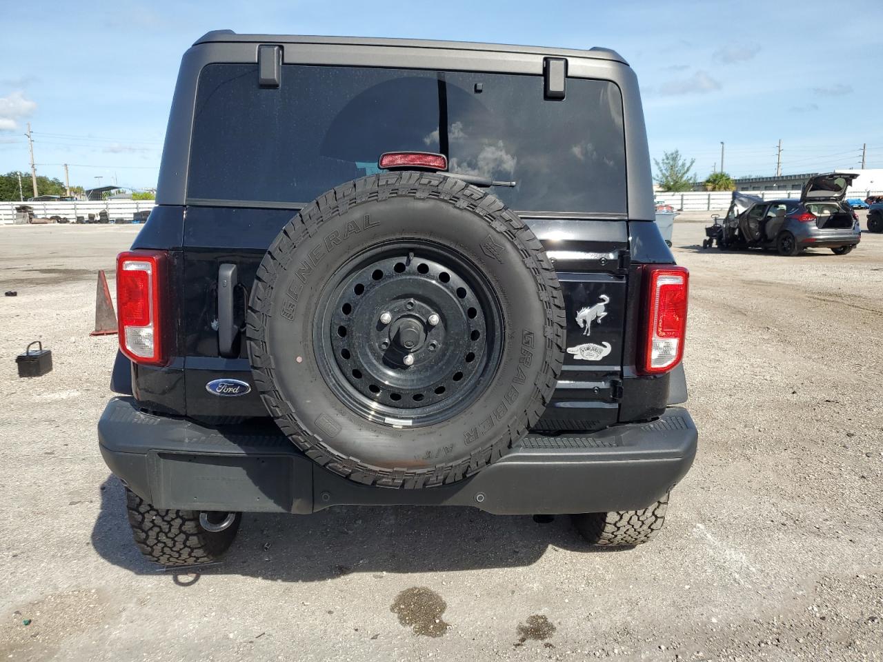 2023 FORD BRONCO BASE VIN:1FMEE5DH8PLA94380