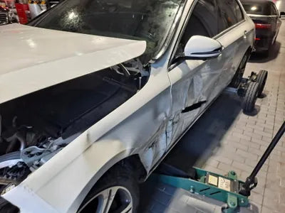 2016 Mercedes-Benz E 300 WDDZF4KB5HA121193 VIN:WDDZF4KB5HA121193