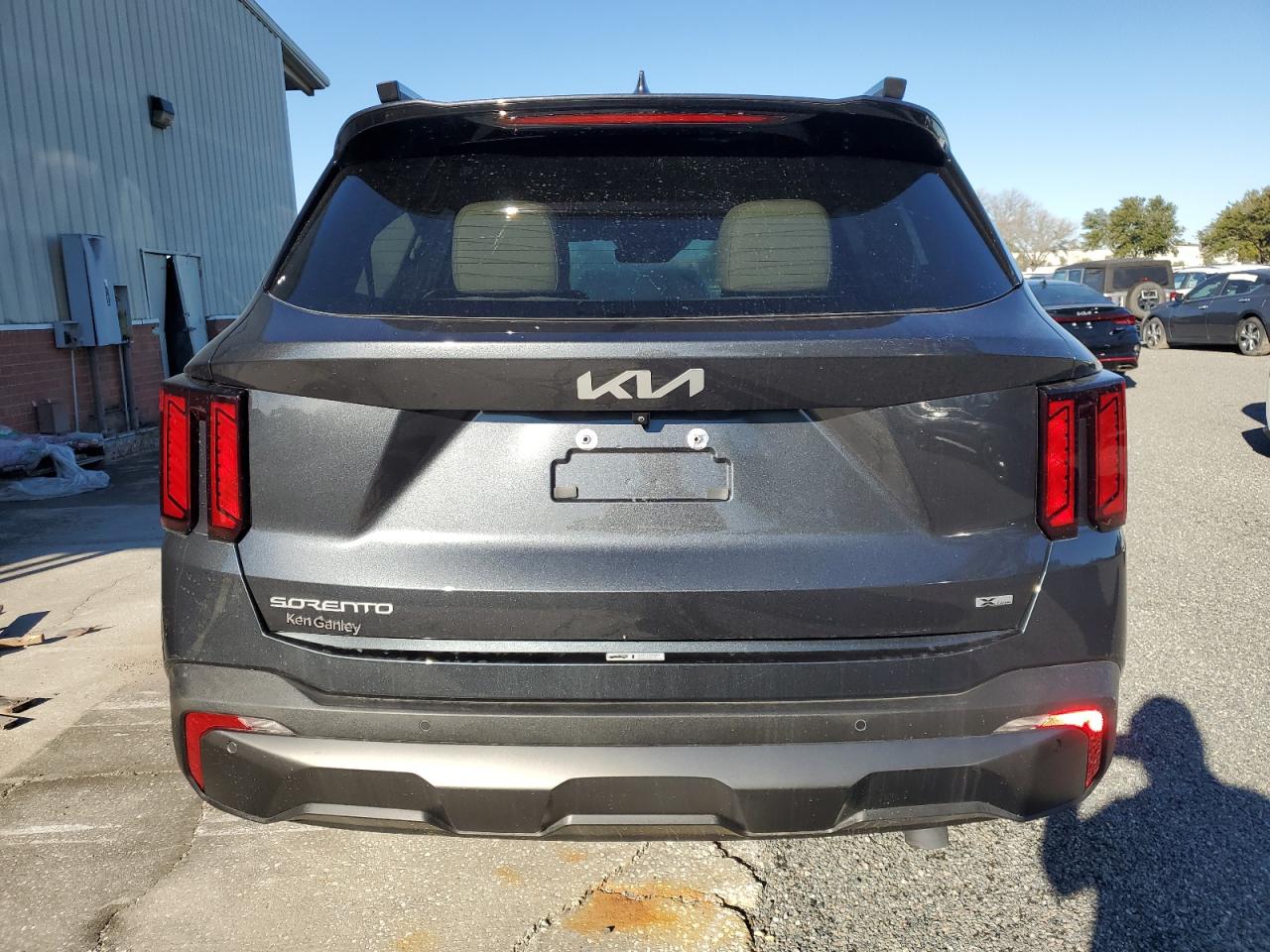2024 KIA SORENTO EX VIN:5XYRHDJF9RG297481