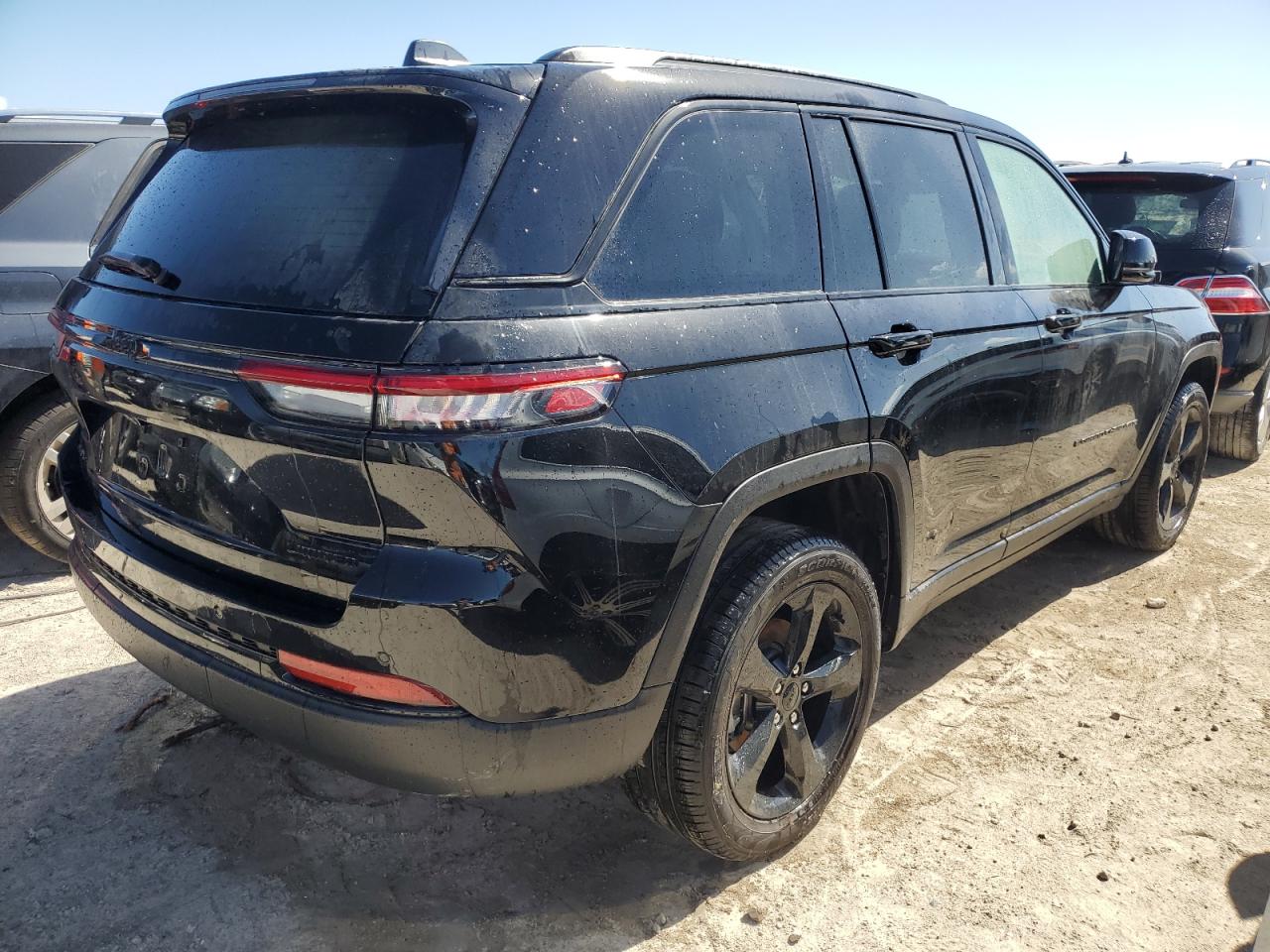 2023 JEEP GRAND CHEROKEE LIMITED VIN:1C4RJHBGXPC541935
