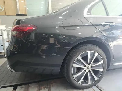 2021 Mercedes-Benz E 300 VIN: