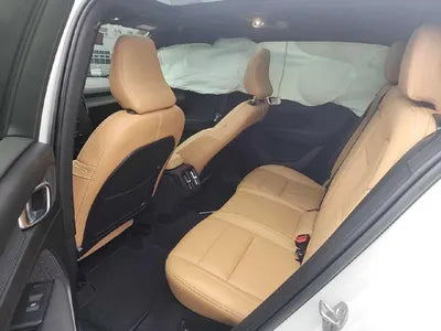 2022 Volvo XC40 VIN: