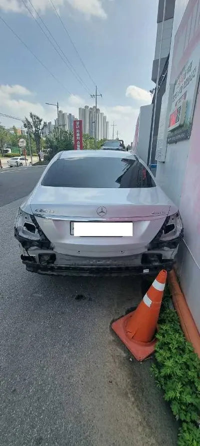 2017 Mercedes-Benz E 220 WDDZF0FB8HA291325 VIN:WDDZF0FB8HA291325