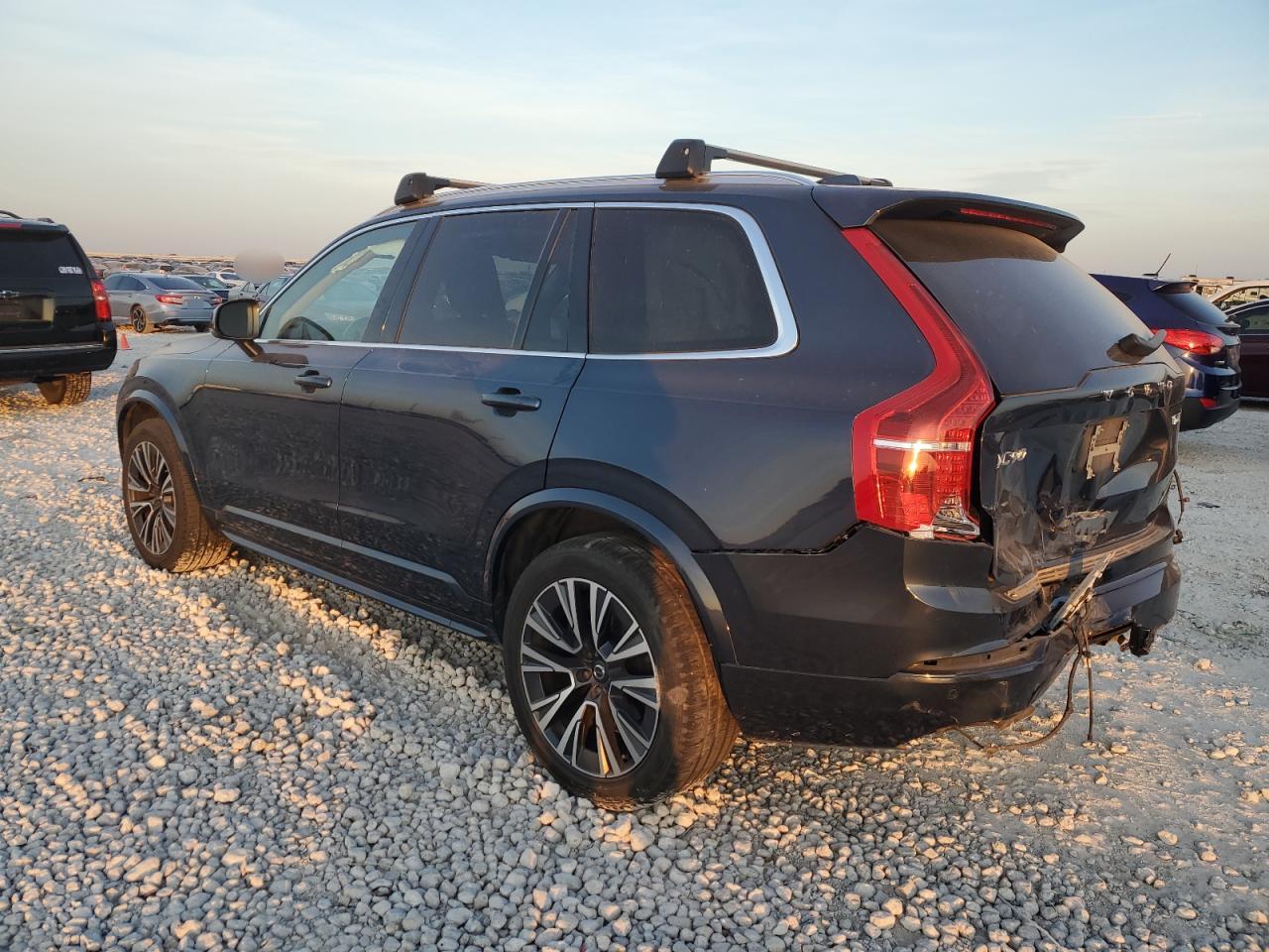 2022 VOLVO XC90 T6 MOMENTUM VIN:YV4A22PK2N1856027