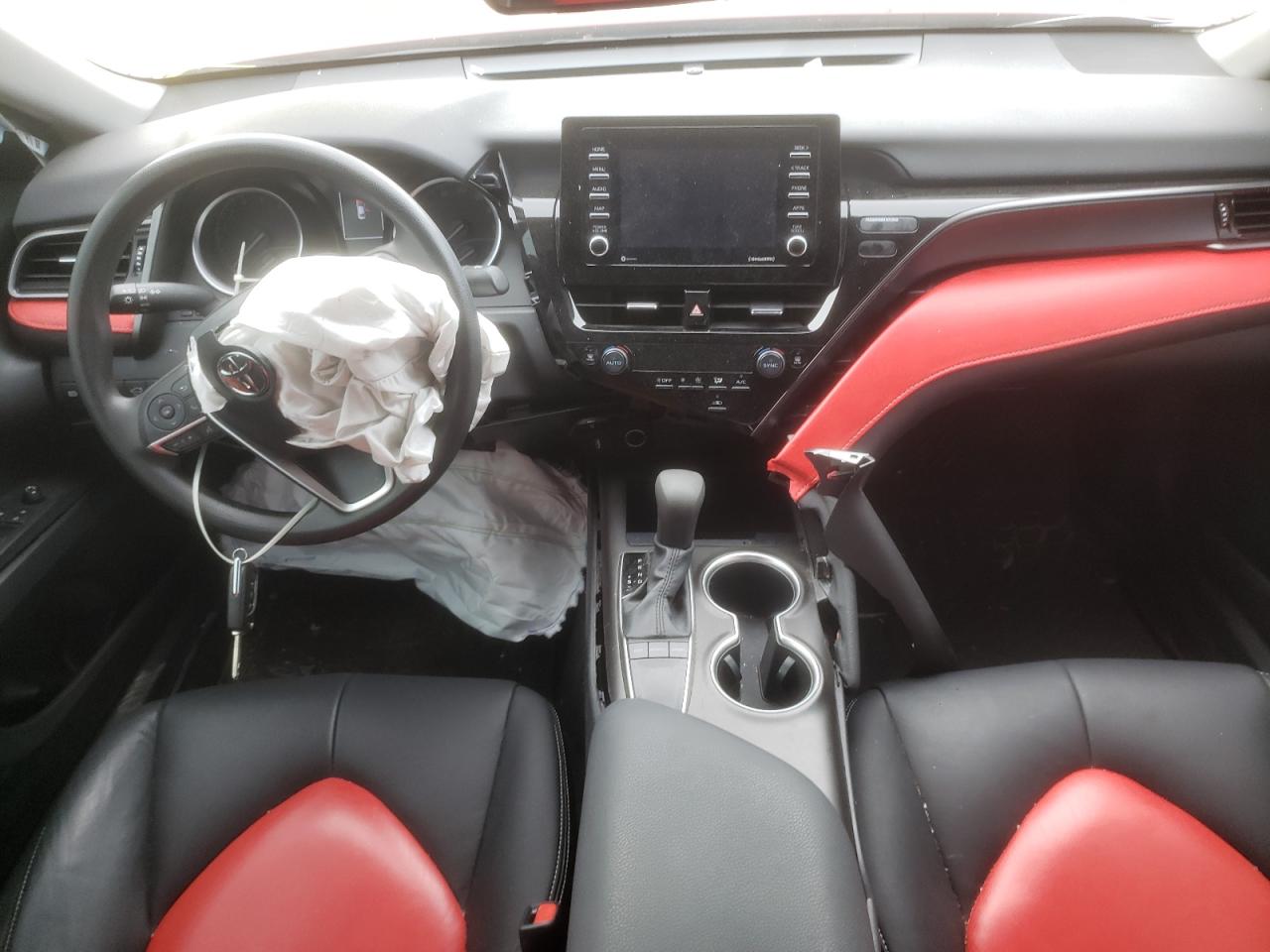 2022 TOYOTA CAMRY LE VIN:4T1C11AK2NU046585