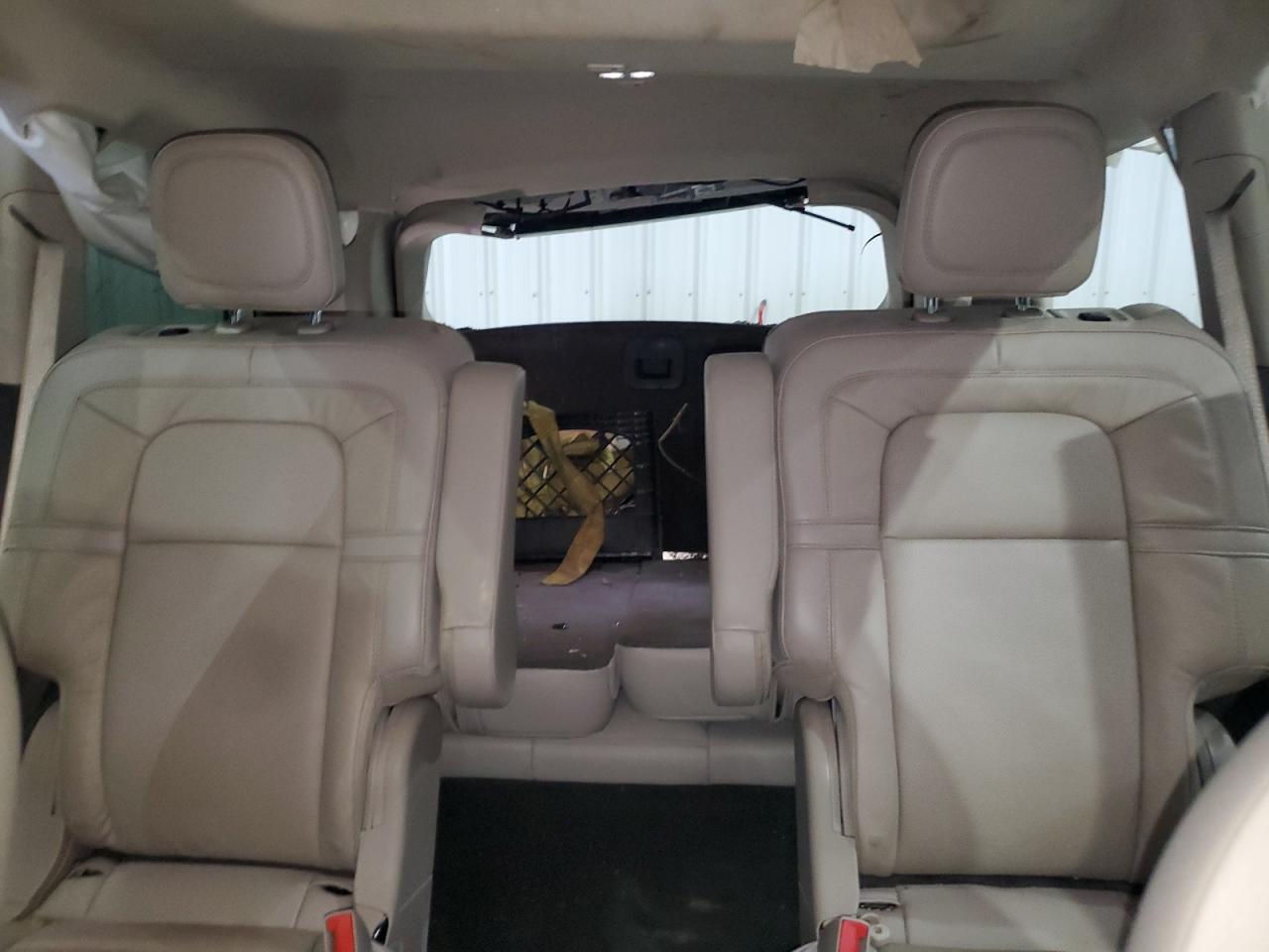 2023 LINCOLN AVIATOR RESERVE VIN:5LM5J7XC5PGL11848