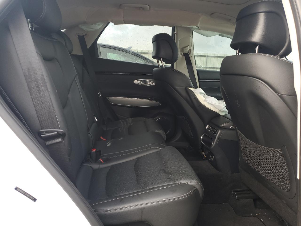 2024 GENESIS GV70 BASE VIN:5NMMADTB9RH011479