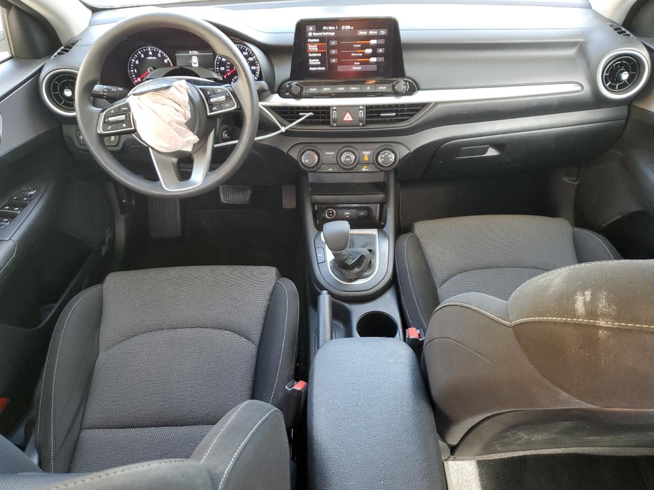 2024 KIA FORTE LX VIN:3KPF24AD9RE743841