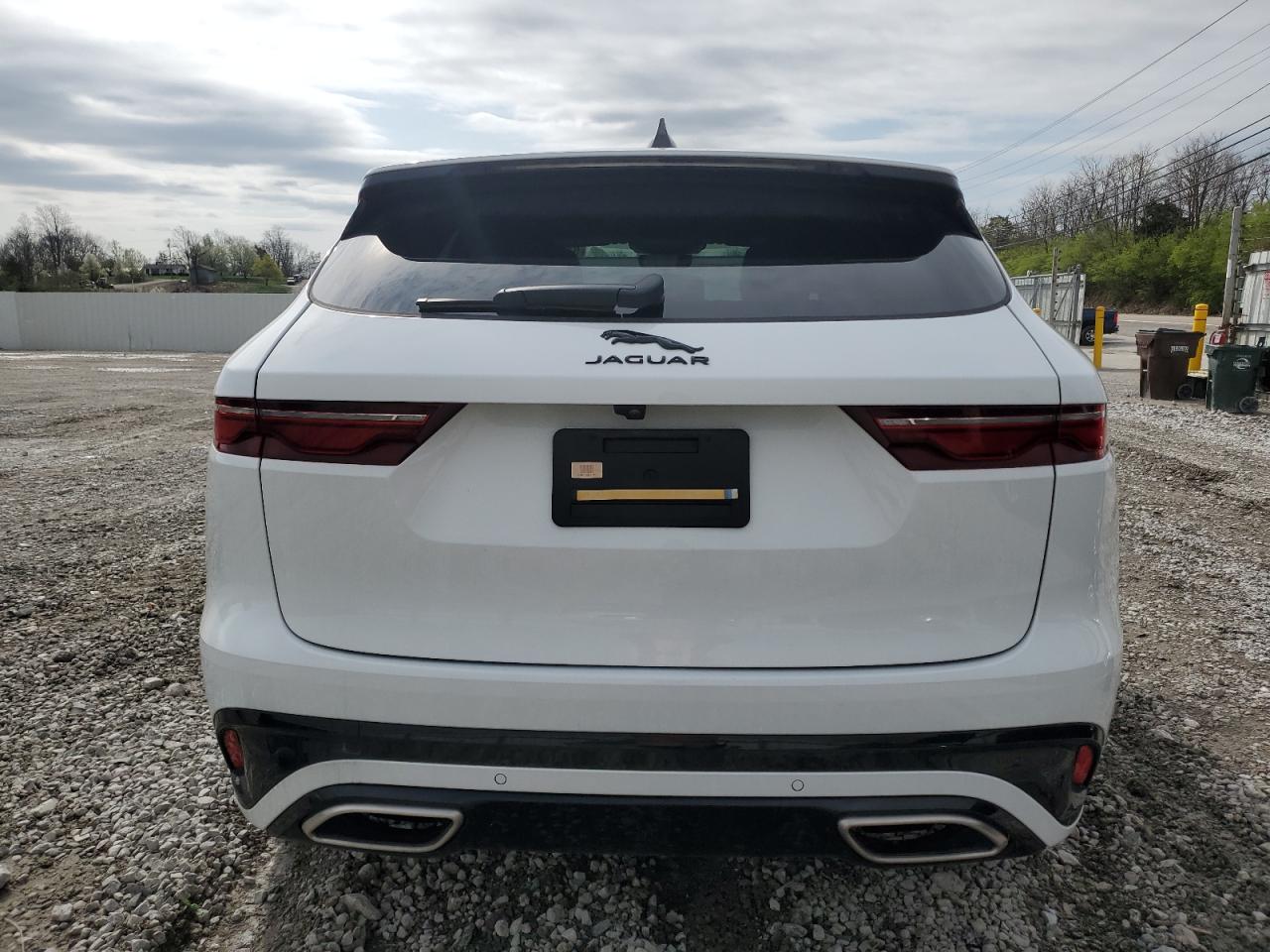 2024 JAGUAR F-PACE R-DYNAMIC S VIN:SADCT2FU1RA739500