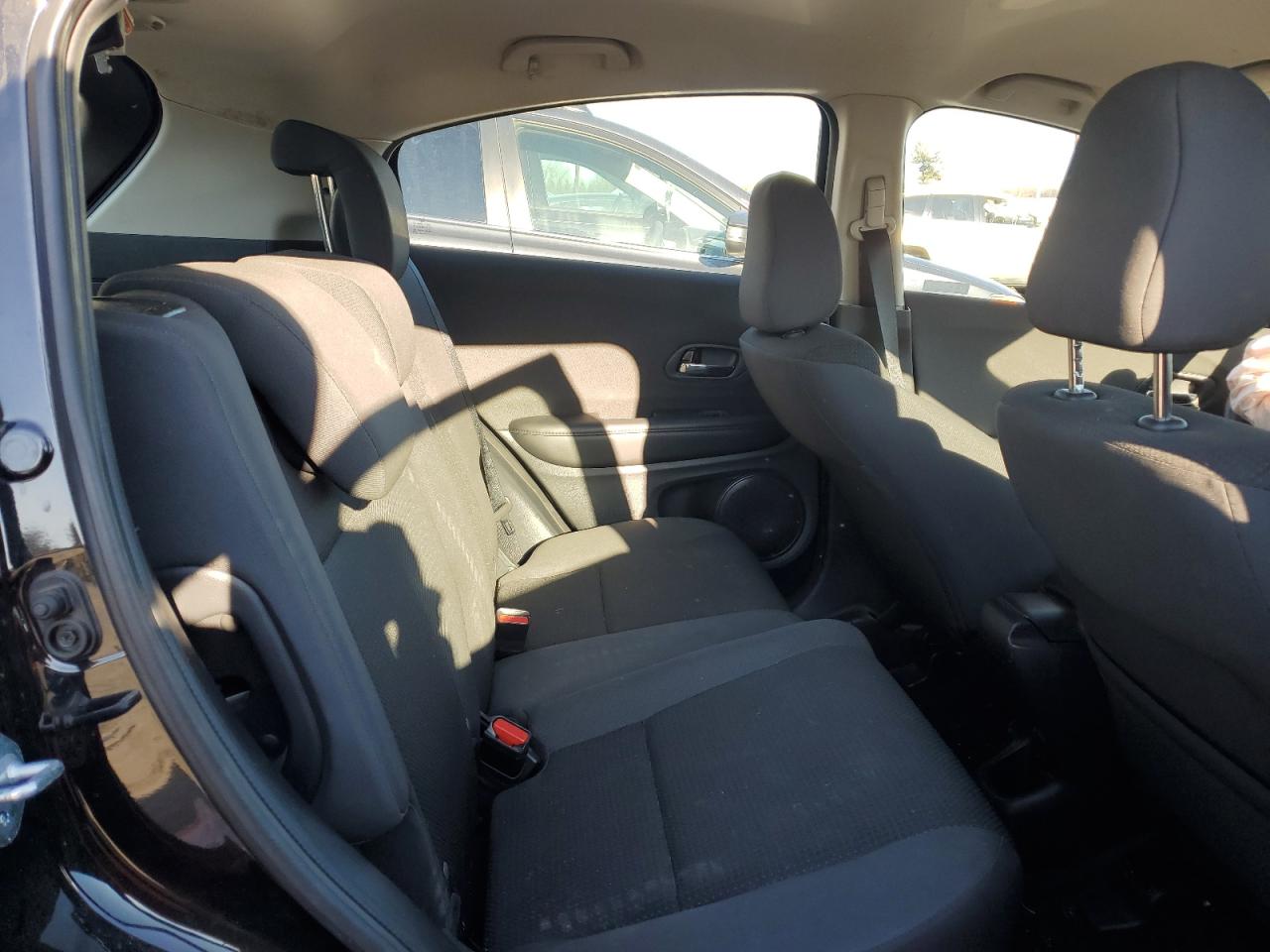 2022 HONDA HR-V LX VIN:3CZRU6H31NM736568