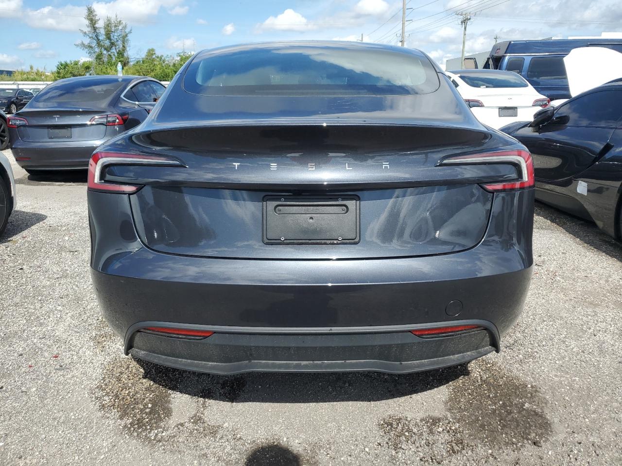 2024 TESLA MODEL 3  VIN:5YJ3E1EA5RF722715