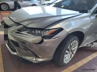 2018 Lexus ES 300 VIN: