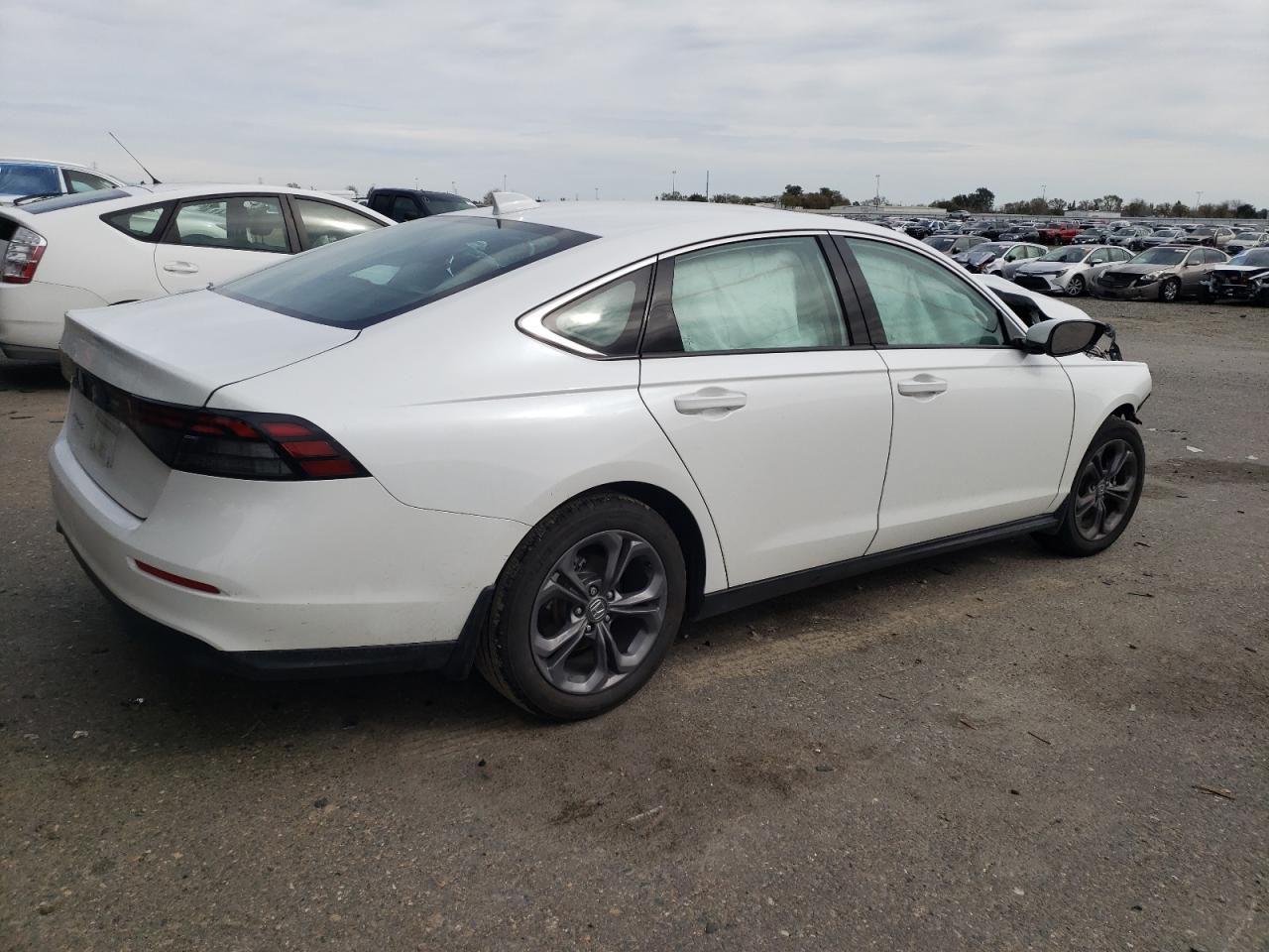 2024 HONDA ACCORD EX VIN:1HGCY1F32RA048444