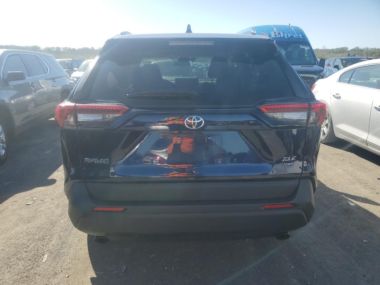 2022 TOYOTA RAV4 XLE PREMIUM VIN:2T3A1RFV0NW278960