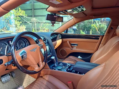 2017 Bentley Flying Spur V8 VIN: