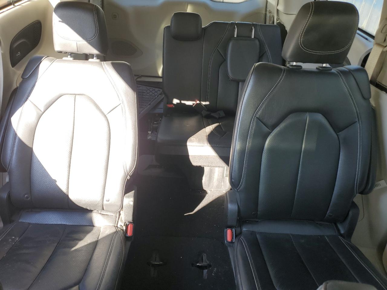 2022 CHRYSLER PACIFICA TOURING L VIN:2C4RC1BG1NR145916