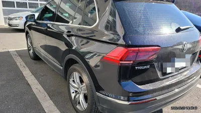 2018 Volkswagen Tiguan WVGZZZ5NZJW928372 VIN:WVGZZZ5NZJW928372