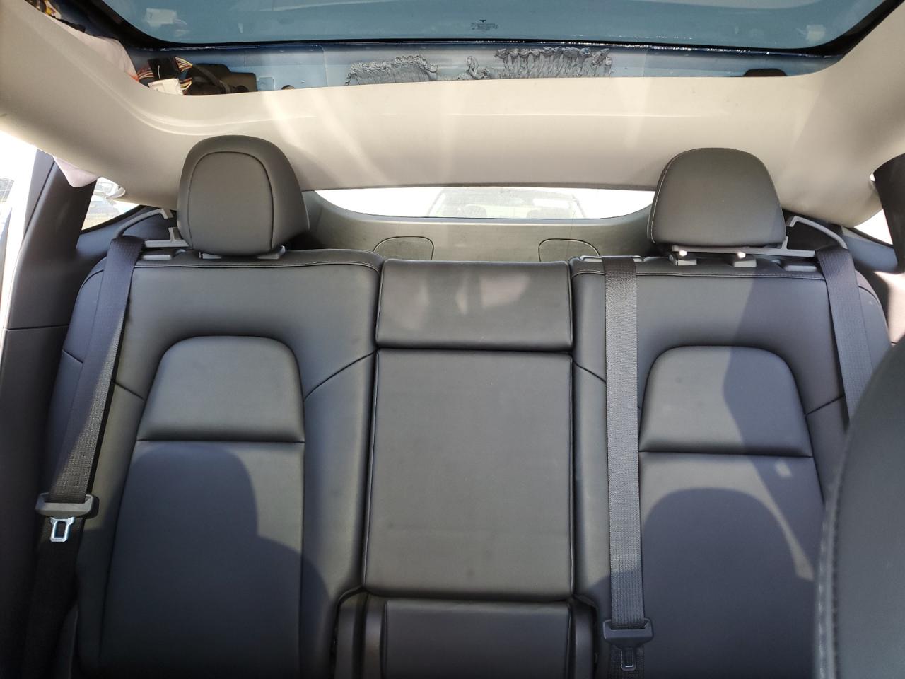 2022 TESLA MODEL Y  VIN:7SAYGDEF2NF388086
