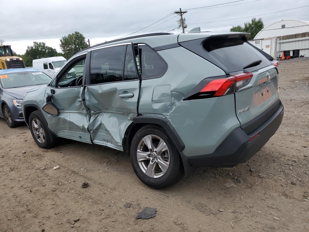 2023 TOYOTA RAV4 XLE VIN:2T3P1RFV9PW354902