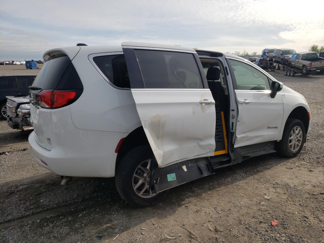 2023 CHRYSLER VOYAGER LX VIN:2C4RC1CG7PR564970