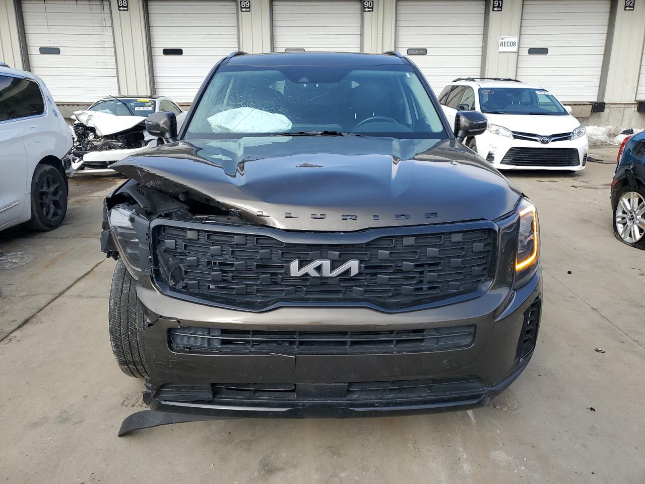 2022 KIA TELLURIDE EX VIN:5XYP3DHC8NG261860
