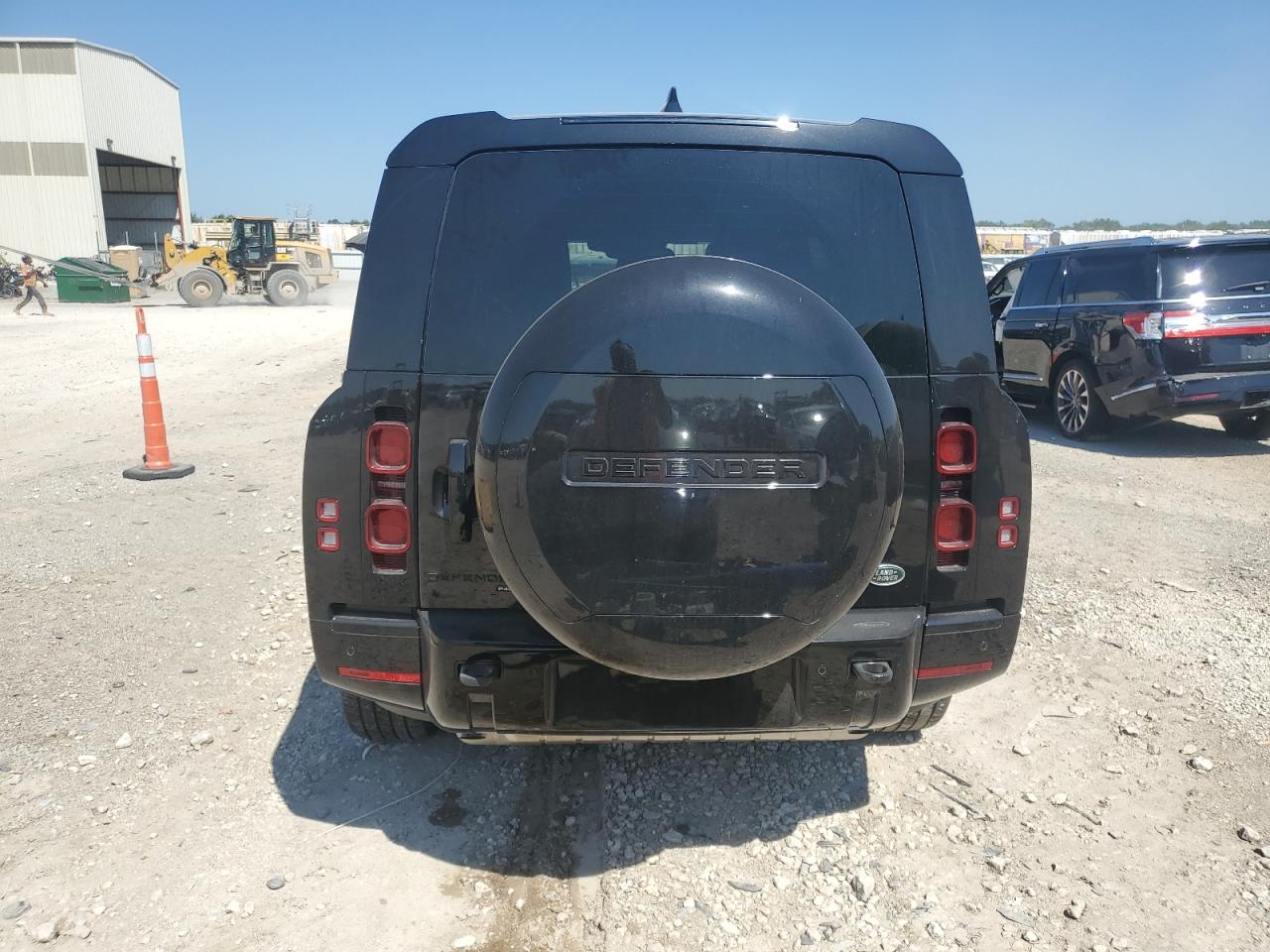 2023 LAND ROVER DEFENDER 130 X-DYNAMIC SE VIN:SALE2FEU4P2189404