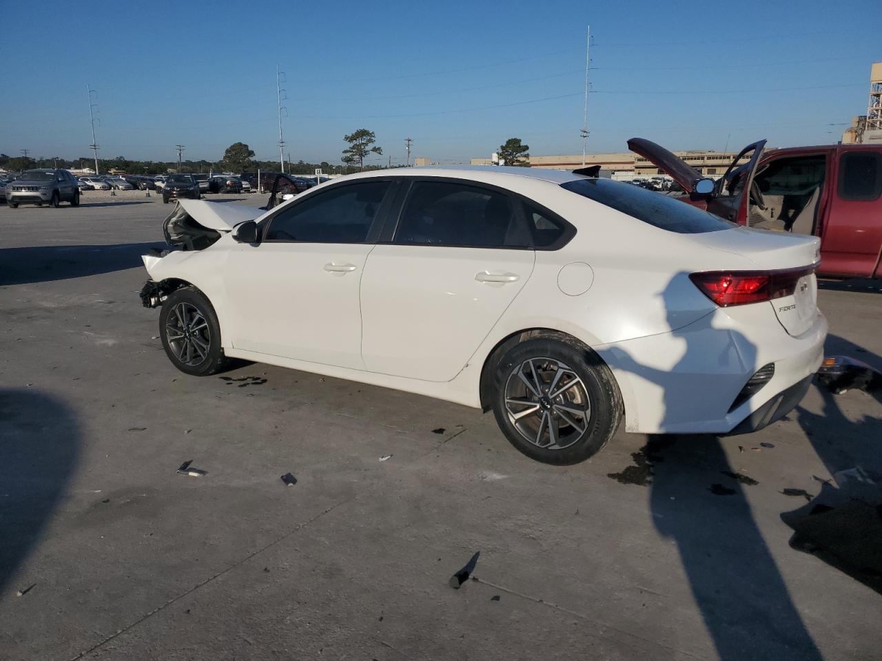 2022 KIA FORTE FE VIN:3KPF24AD2NE482126