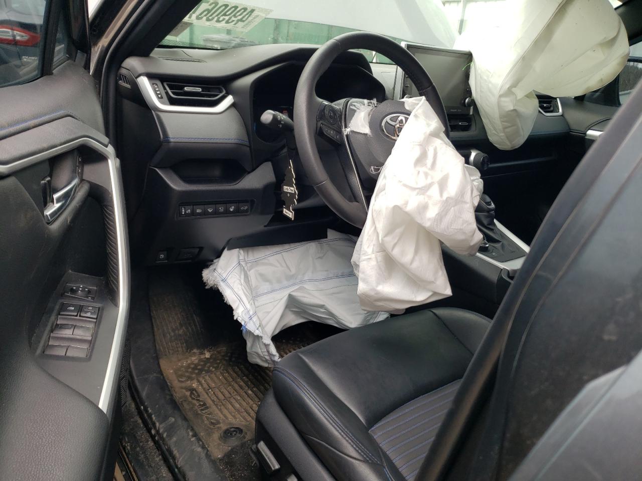 2022 TOYOTA RAV4 XSE VIN:4T3E6RFV4NU070146