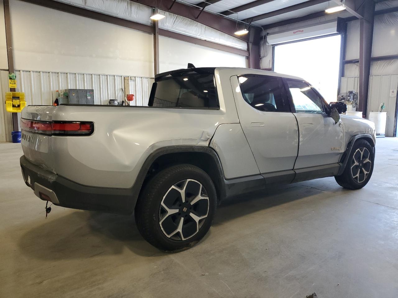 2022 RIVIAN R1T ADVENTURE VIN:7FCTGAAA4NN014462