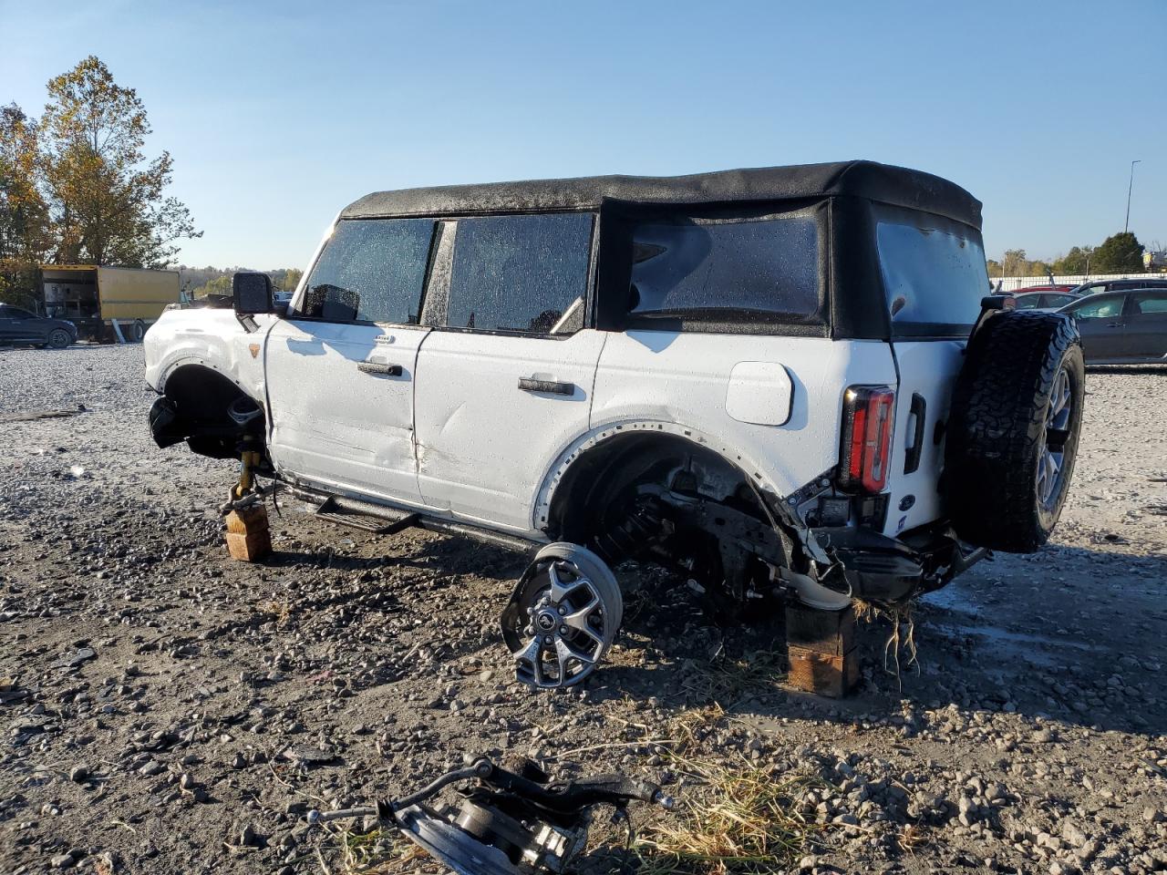 2023 FORD BRONCO BASE VIN:1FMEE5DP8PLB63284