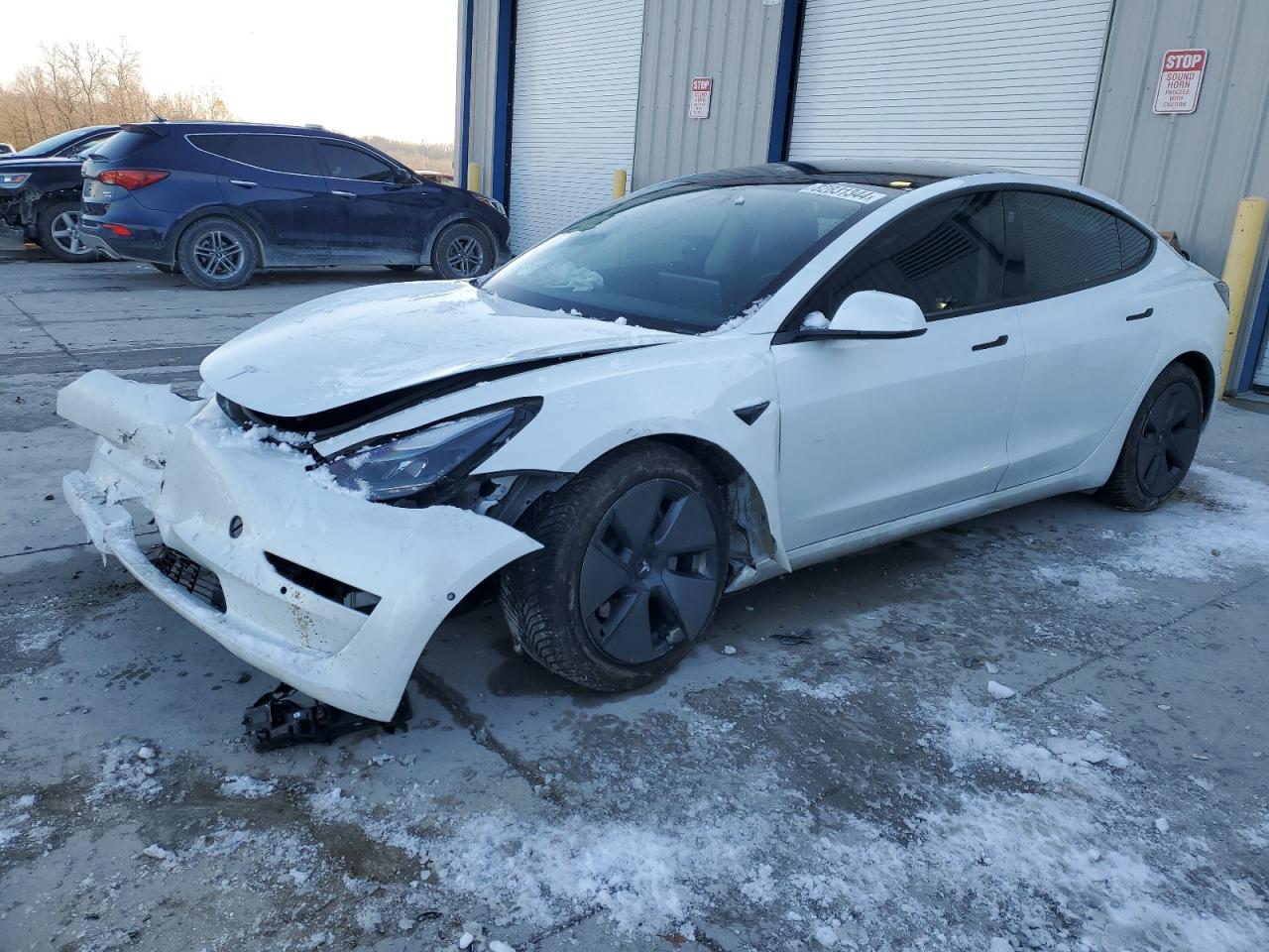 2022 TESLA MODEL 3  VIN:5YJ3E1EB8NF129143