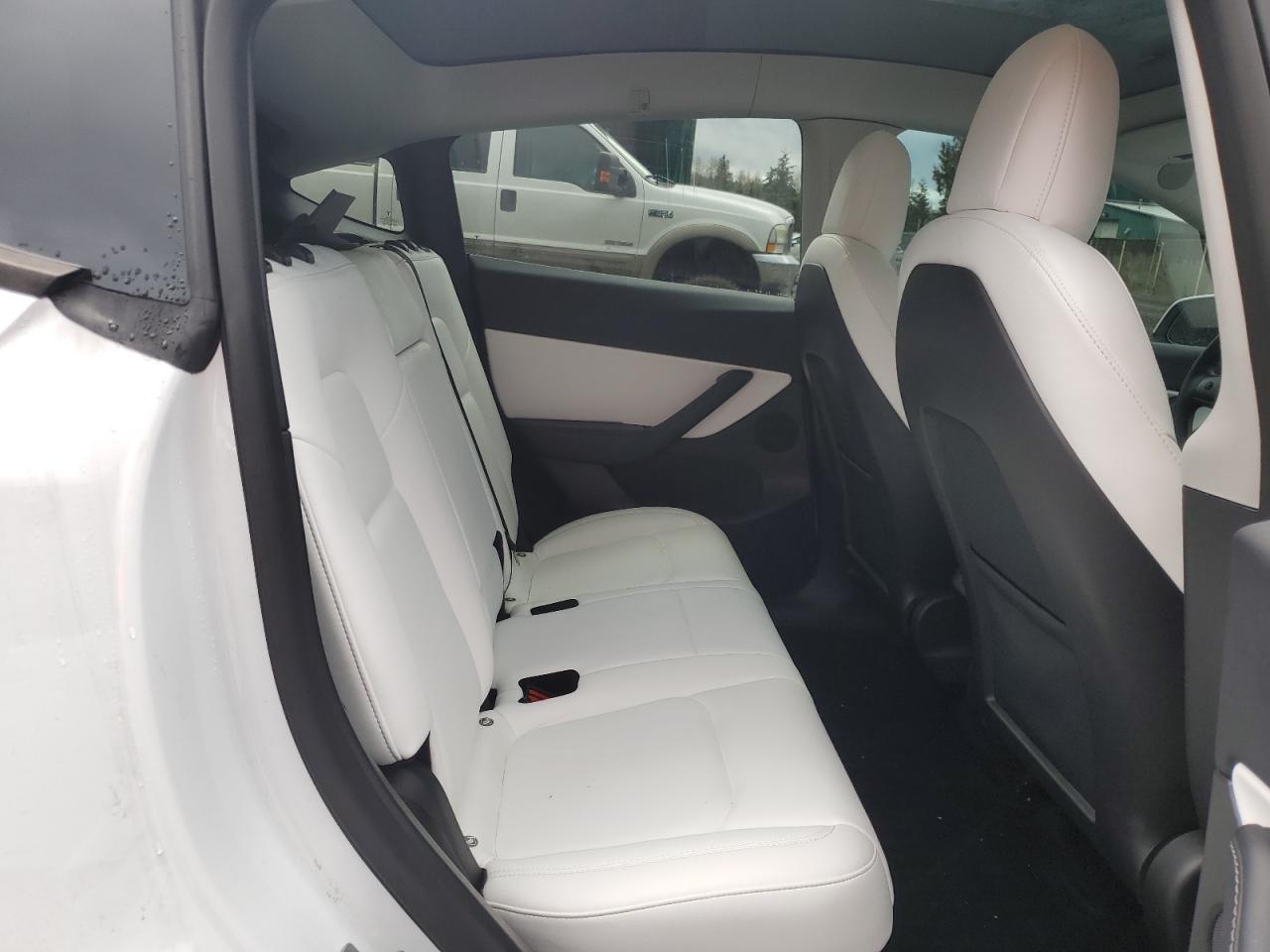 2022 TESLA MODEL Y  VIN:7SAYGDEF9NF457436