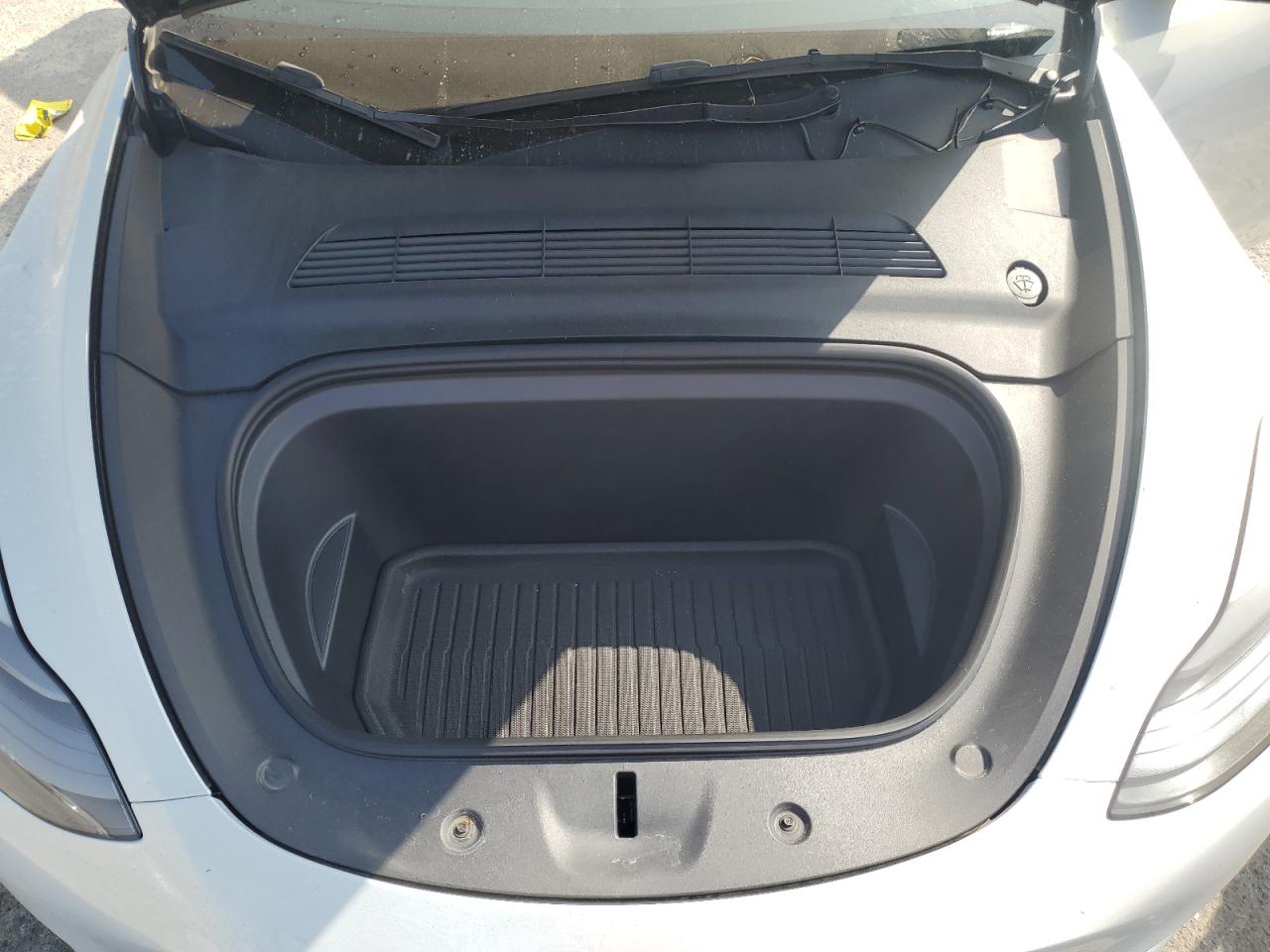 2023 TESLA MODEL Y  VIN:7SAYGDEF1PF772217