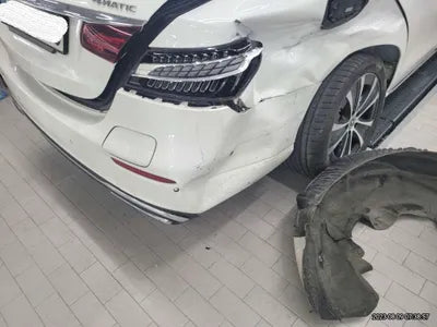 2021 Mercedes-Benz E 300 W1KZF5EB8MA984565 VIN:W1KZF5EB8MA984565