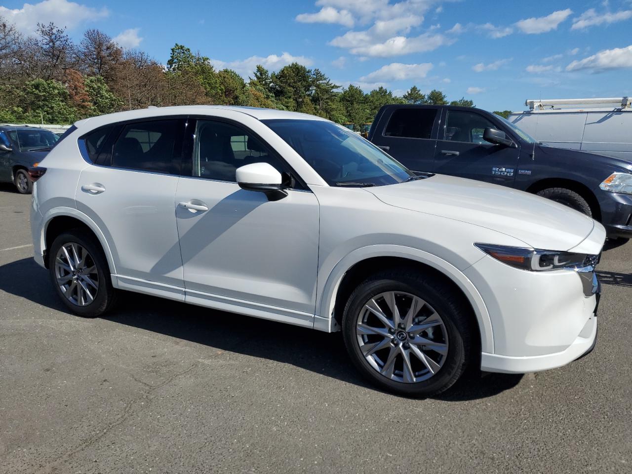 2024 MAZDA CX-5 PREMIUM VIN:JM3KFBDLXR0448189