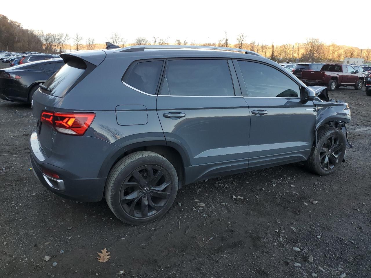 2022 VOLKSWAGEN TAOS SEL VIN:3VV1X7B20NM003798