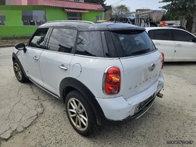 2016 MINI Countryman VIN: