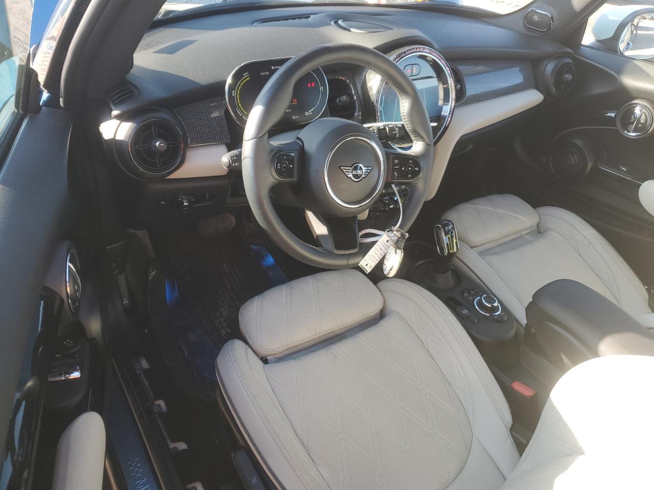 2024 MINI COOPER SE VIN:WMW13DJ01R2U85703