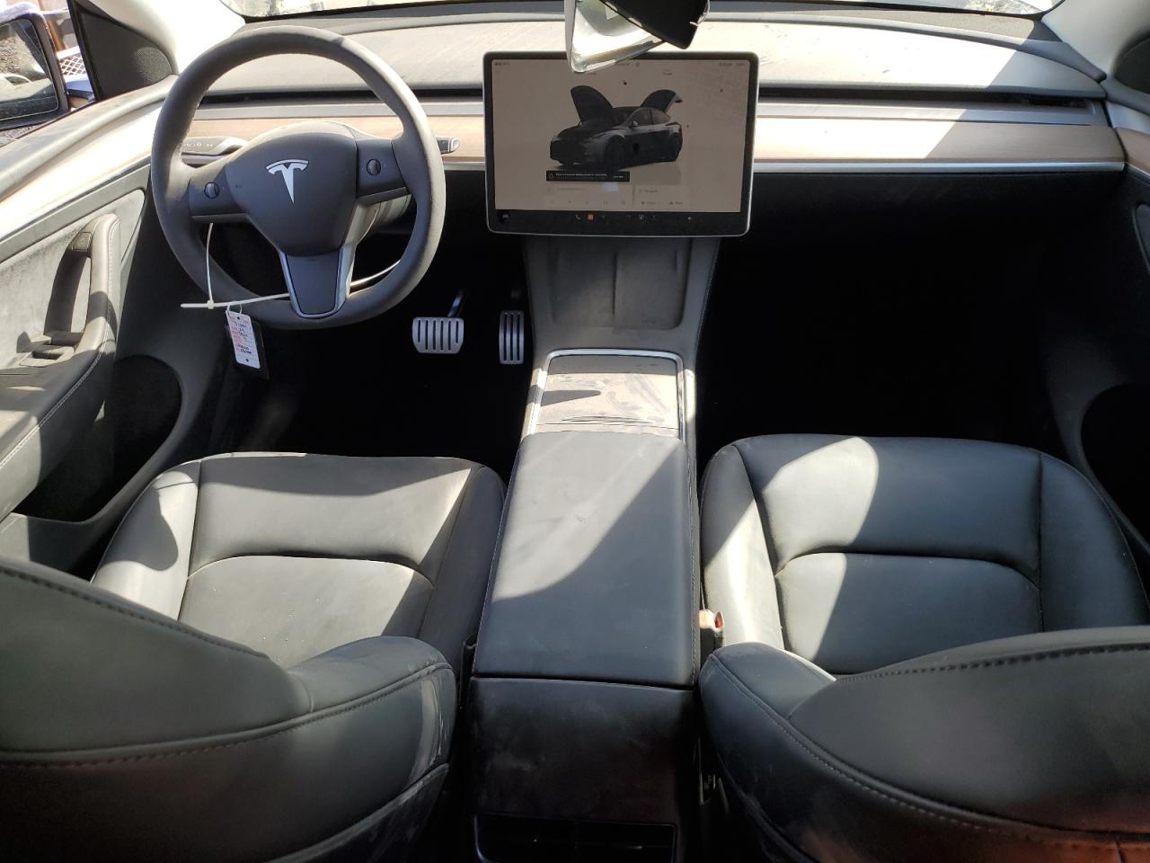 2024 TESLA MODEL Y  VIN:7SAYGDEF2RF082060