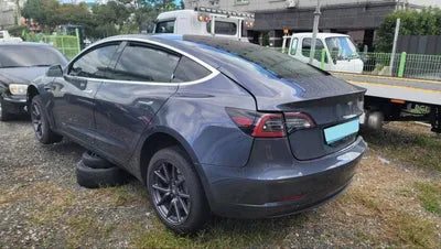 2020 Tesla Model 3 5YJ3E1EB9LF725407 VIN:5YJ3E1EB9LF725407
