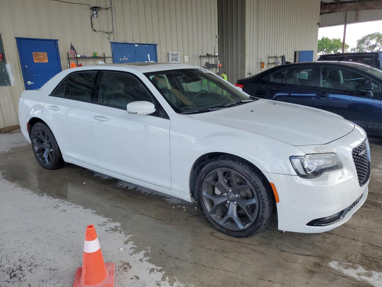 2022 CHRYSLER 300 S VIN:2C3CCABG2NH232806