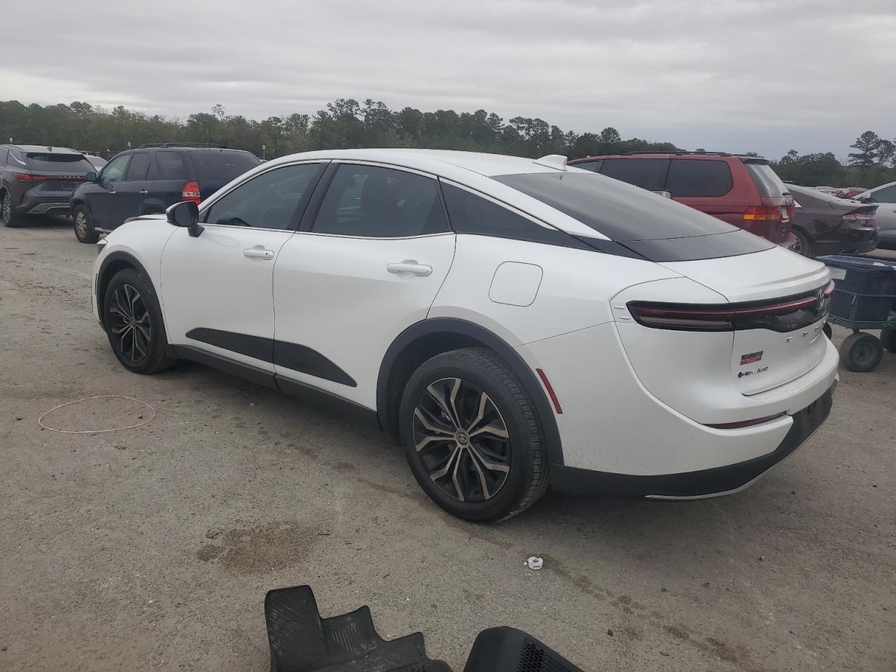 2024 TOYOTA CROWN XLE VIN:JTDAAAAF0R3030637