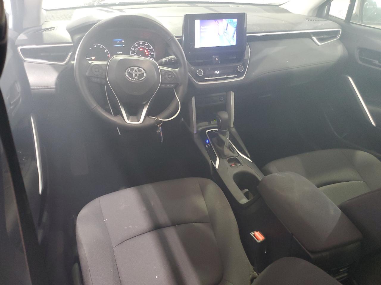 2024 TOYOTA COROLLA CROSS LE VIN:7MUCAABG0RV097596