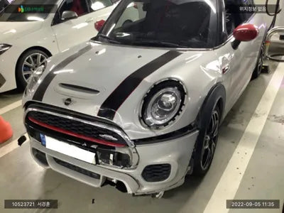 2021 MINI Cooper WMWXY9101M2N84698 VIN:WMWXY9101M2N84698
