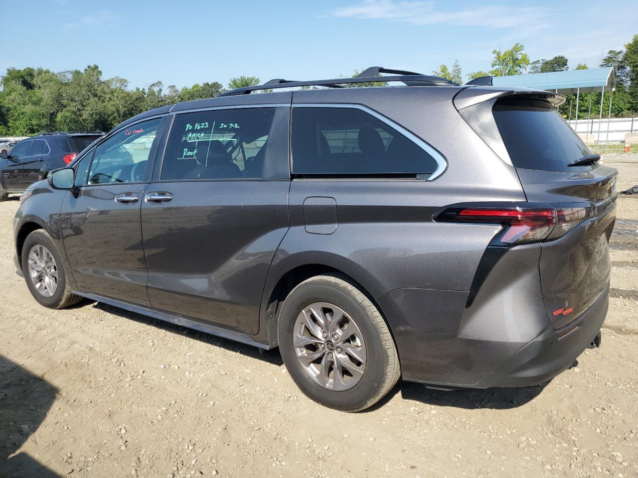 2023 TOYOTA SIENNA XLE VIN:5TDYRKEC0PS162516