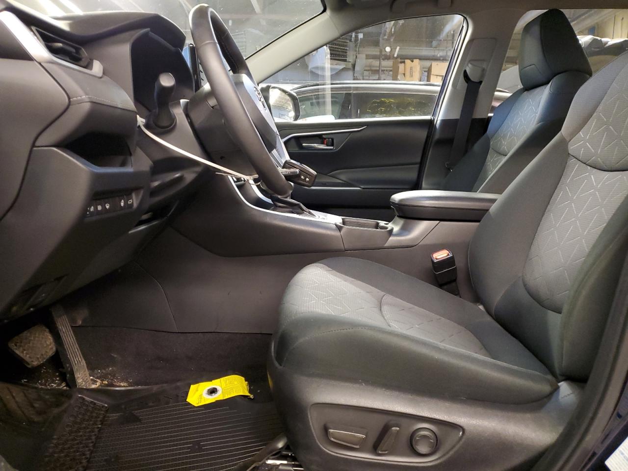 2022 TOYOTA RAV4 XLE VIN:2T3P1RFVXNW305303